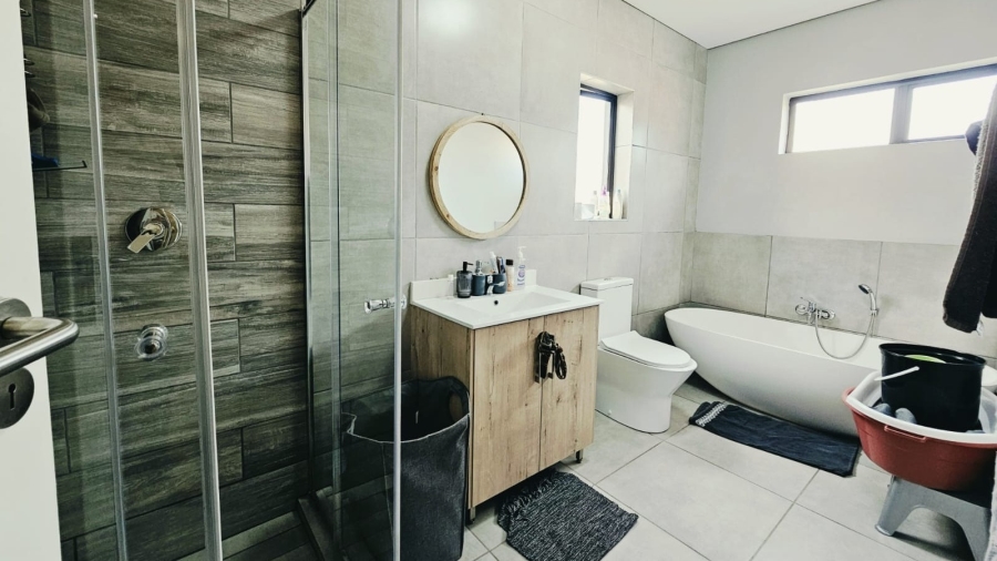 3 Bedroom Property for Sale in Van Der Hoff Park North West